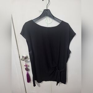 Vince Camuto T Shirt